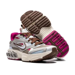 Air Zoom Fire Sneakers