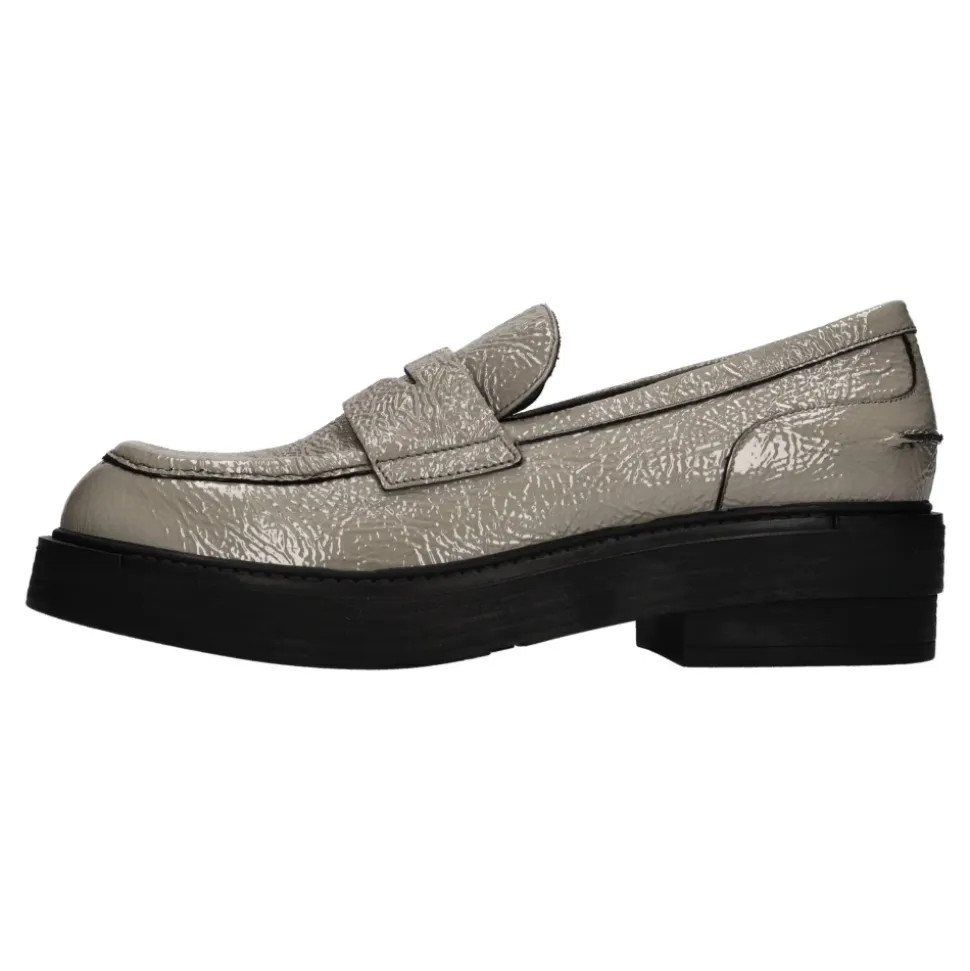 A5815 Loafers