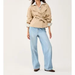Anson Cropped Trench
