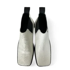 Bottine en cuir blanc motif reptile