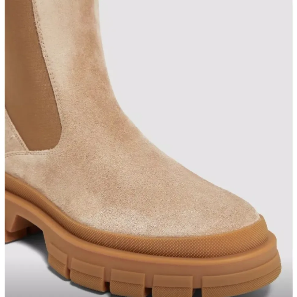 Bottines Chelsea en daim à semelle profilée