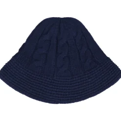 Cable knit beanie