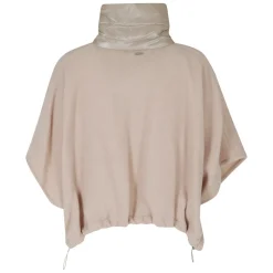 Capes