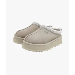 Chausson Moderne en Gris Clair