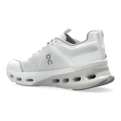 Chaussures de sport Cloudnova X