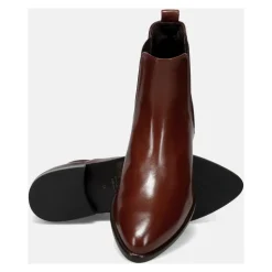 Chelsea Boot
