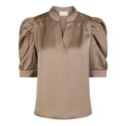 Chemisier en satin avec manches bouffantes