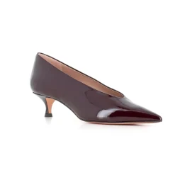 Décollette Babouche Kitten Heel