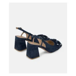Détail de chaussure à talon