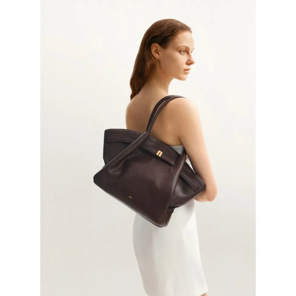 Hana Tote Bag
