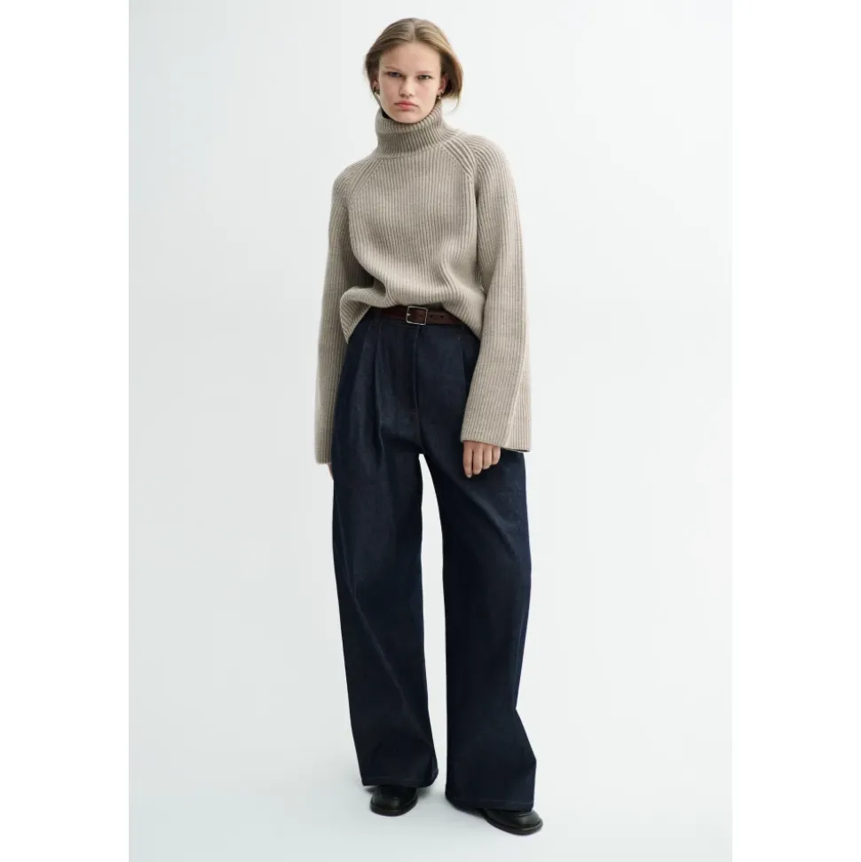 Kornelle Merino Ribbed Sweater