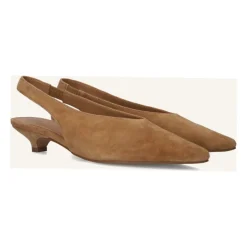 Lenore Pump