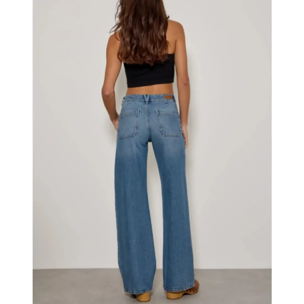 Lucie Wide Jeans