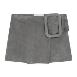 Mini-jupe avec grosse ceinture à boucle