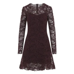Mini-robe en dentelle