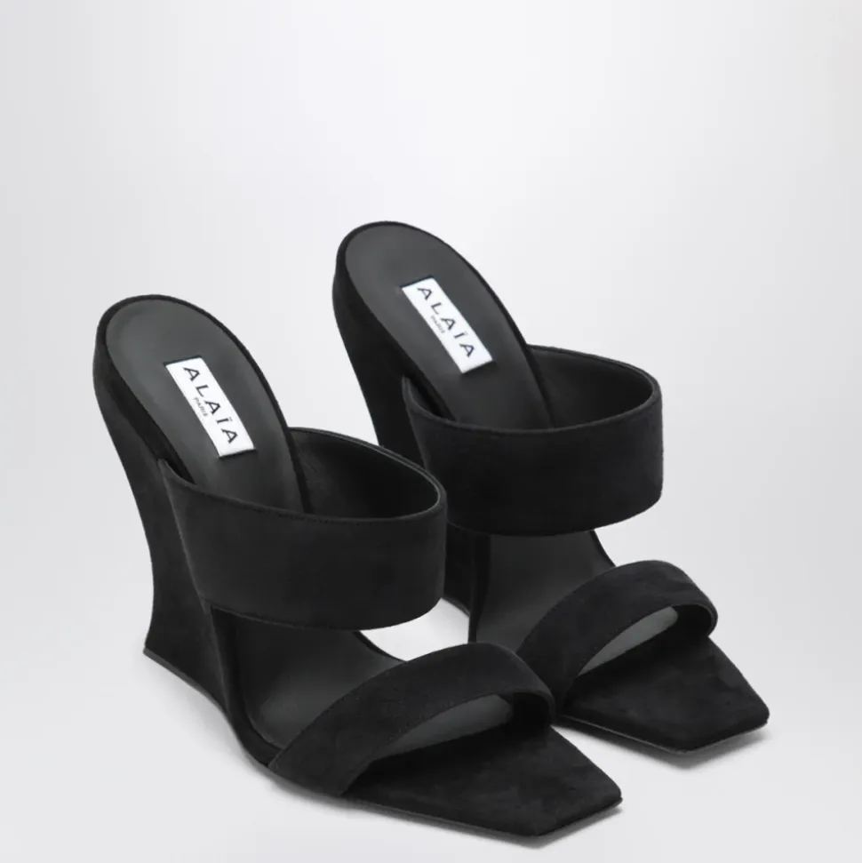 Mules Wave