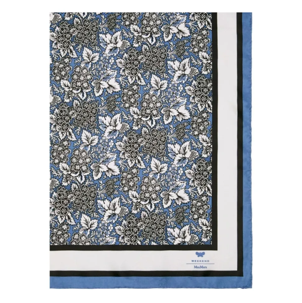 Onesto Foulard Scarf