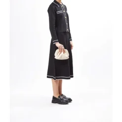 Pochette en cuir vegan avec bandoulière réglable