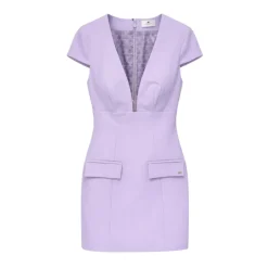 Robe ajustée à col en V avec détails sur mesure