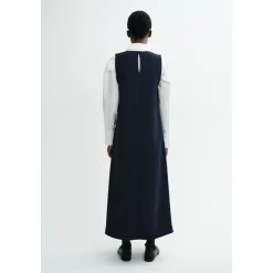 Robe sans manches Danna en crêpe georgette