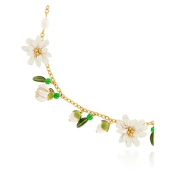 Rooted Daisy Necklace