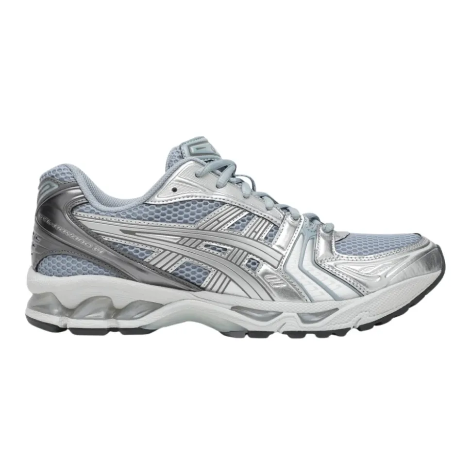 Running Shoes