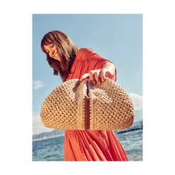 Sac bandoulière en raphia et cuir