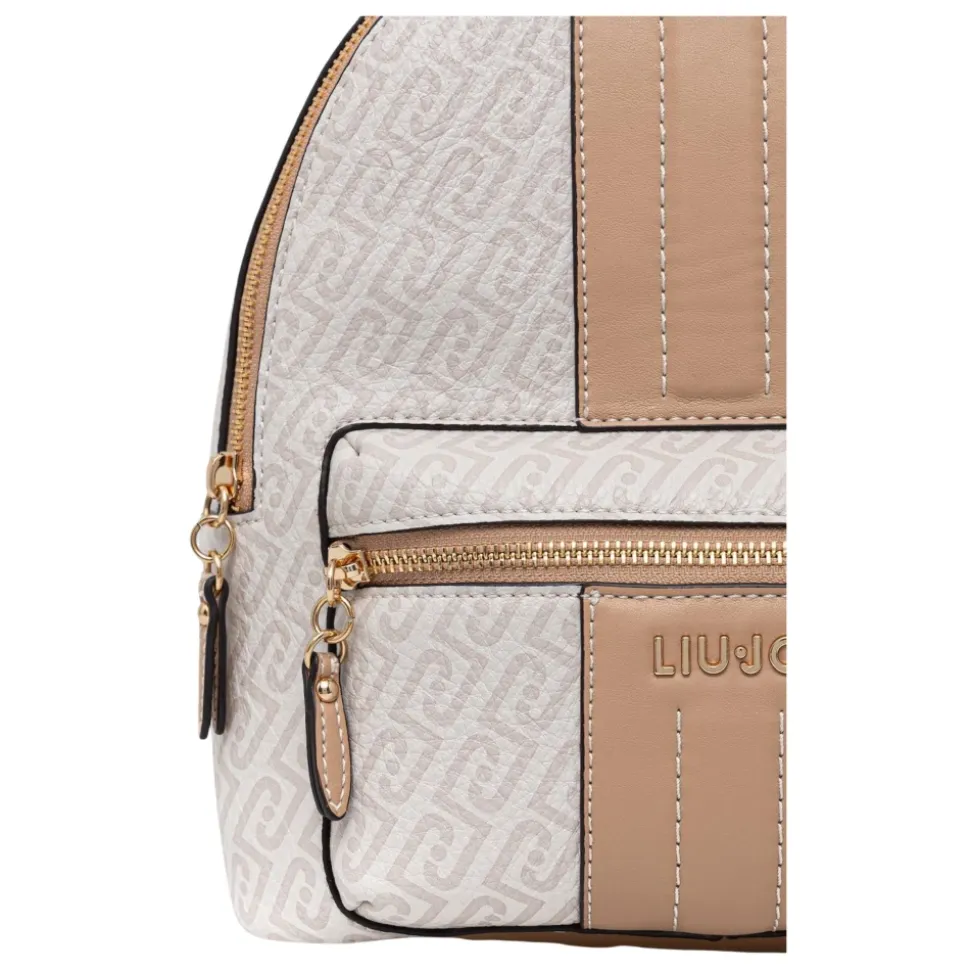 Sac à dos avec détail de chaîne