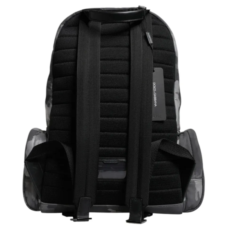 Sac à dos gris camouflage avec logo