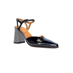 Sandales noires en cuir avec bride de cheville