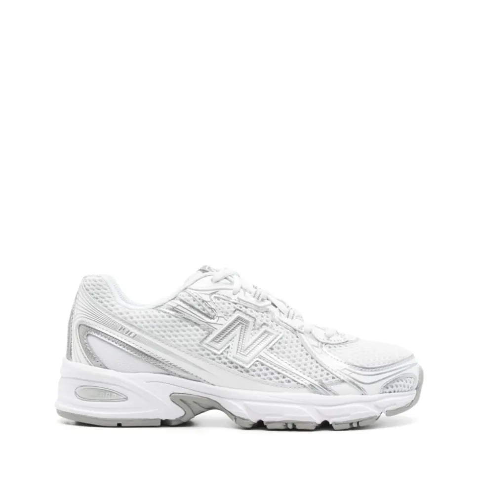 740 Sneakers