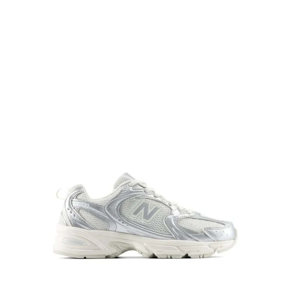 530 Sneakers