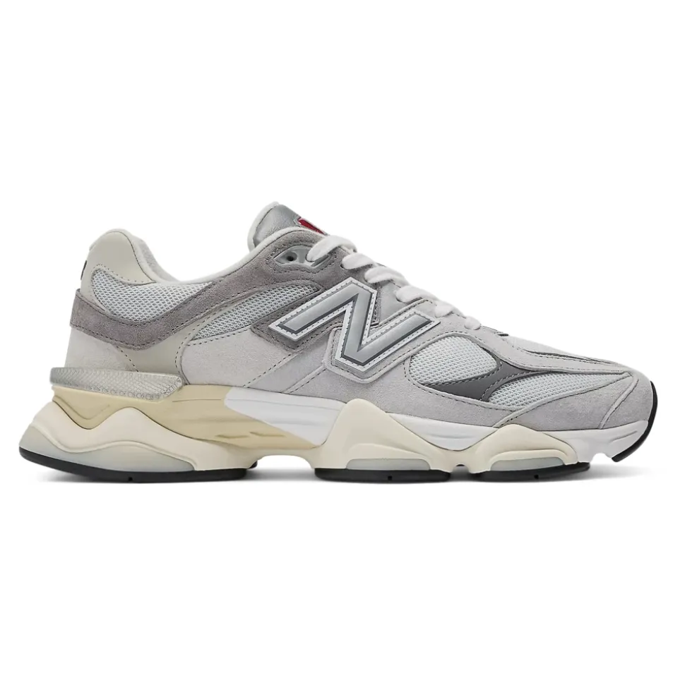 9060 Sneakers