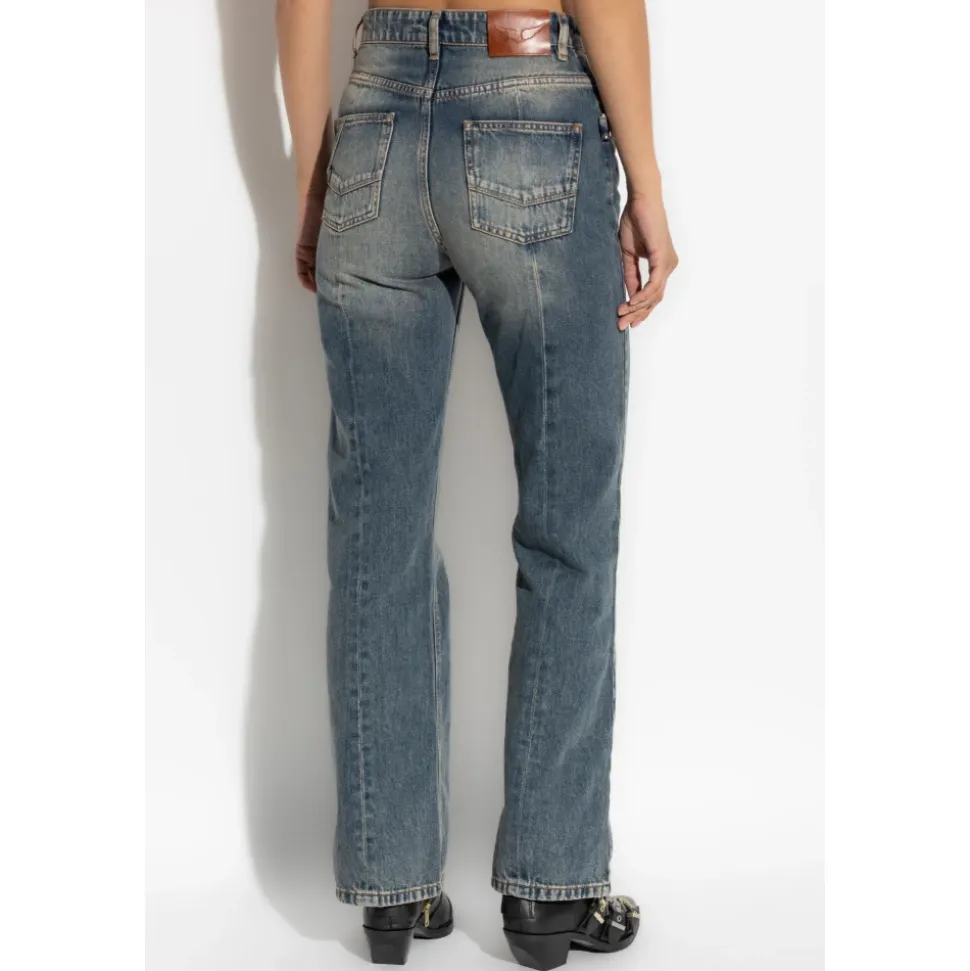 Straight jeans