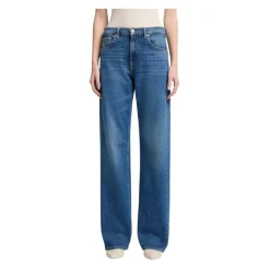 Straight Jeans