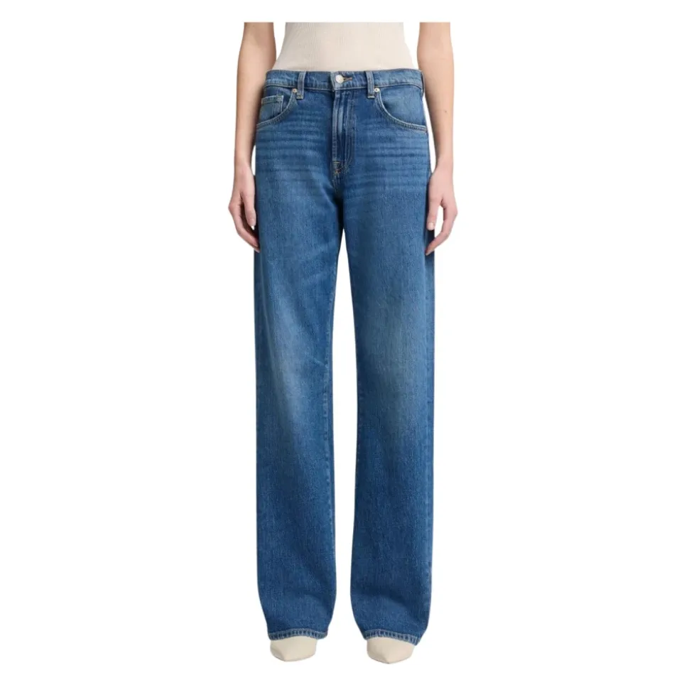 Straight Jeans
