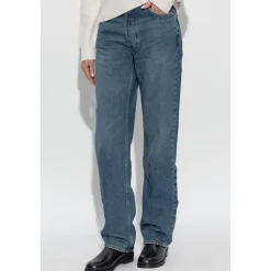 Straight Jeans