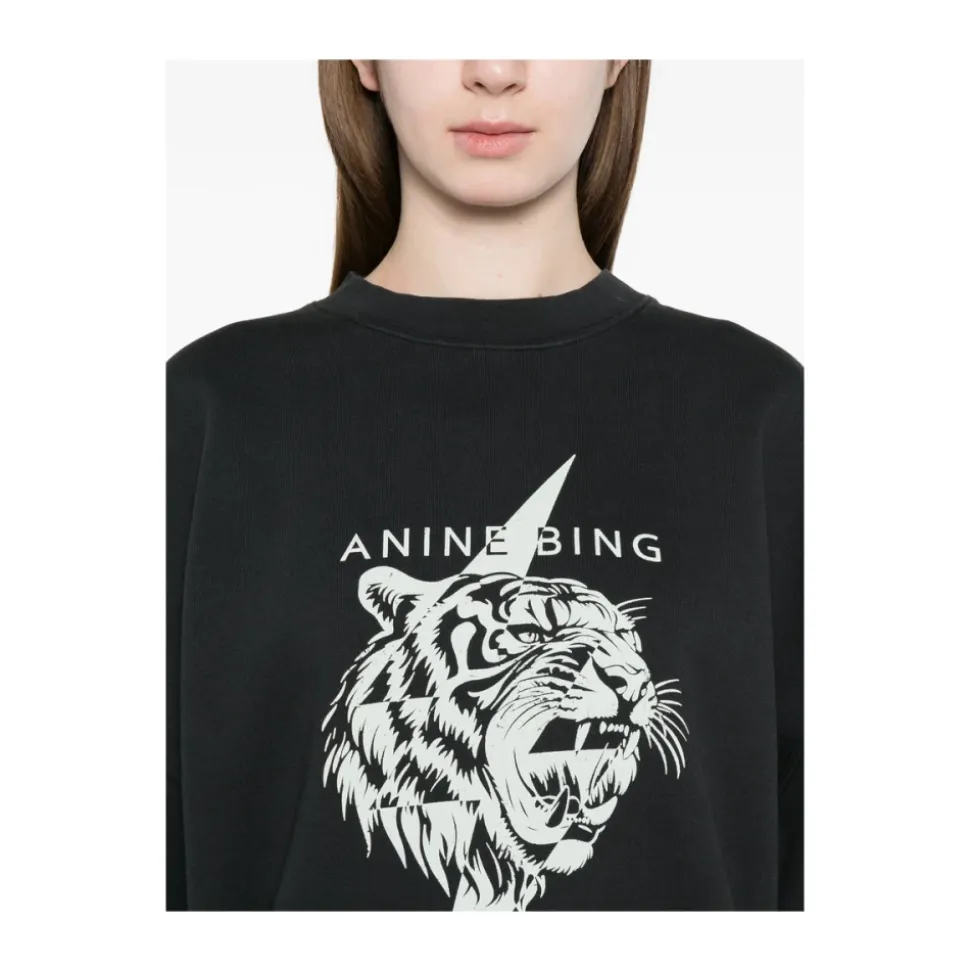 Tiger Graphic Sweatshirt