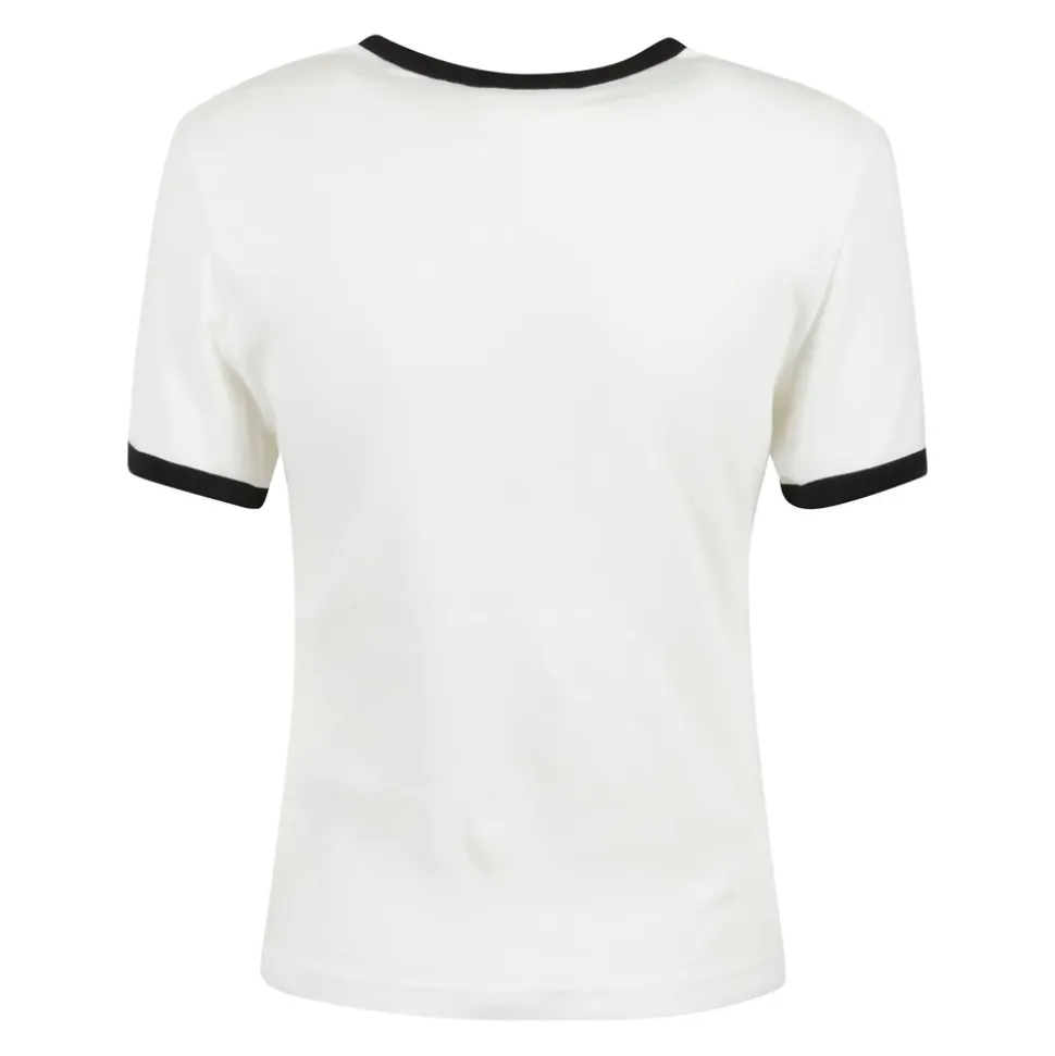 T-shirt contrastant