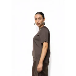 T-shirt en satin à col rond