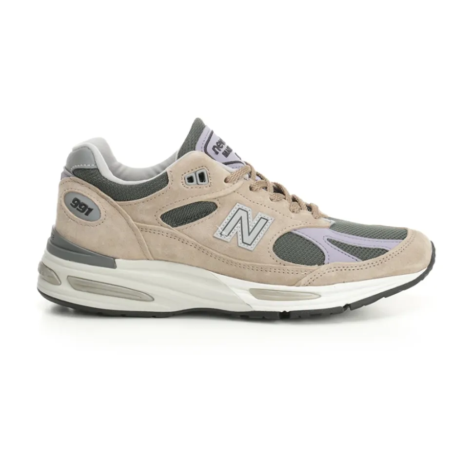 991 V2 Sneakers
